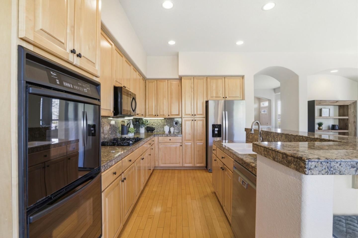 Photo #15: ML82044298 Listing: Photo #15