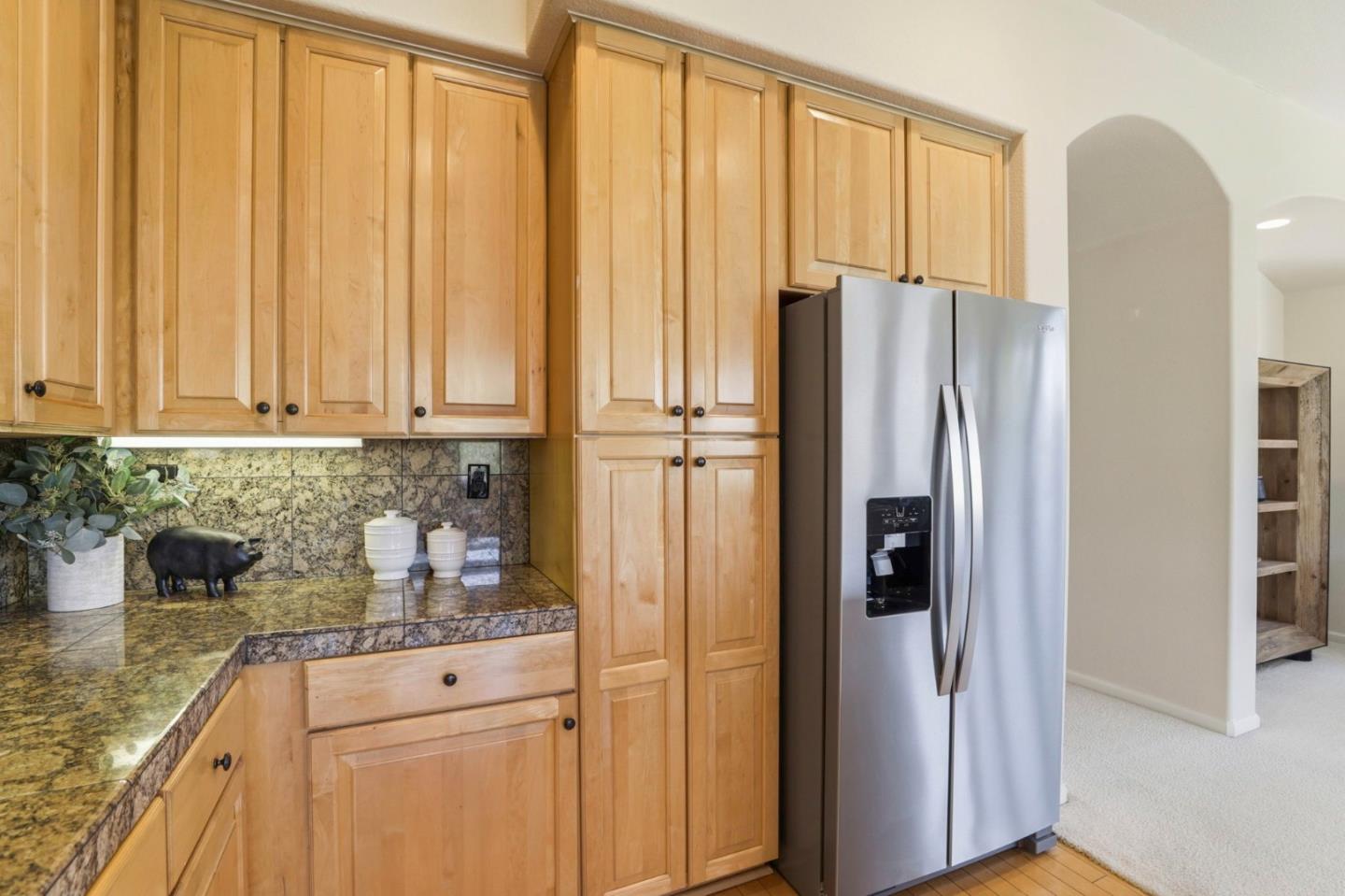 Photo #17: ML82044298 Listing: Photo #17