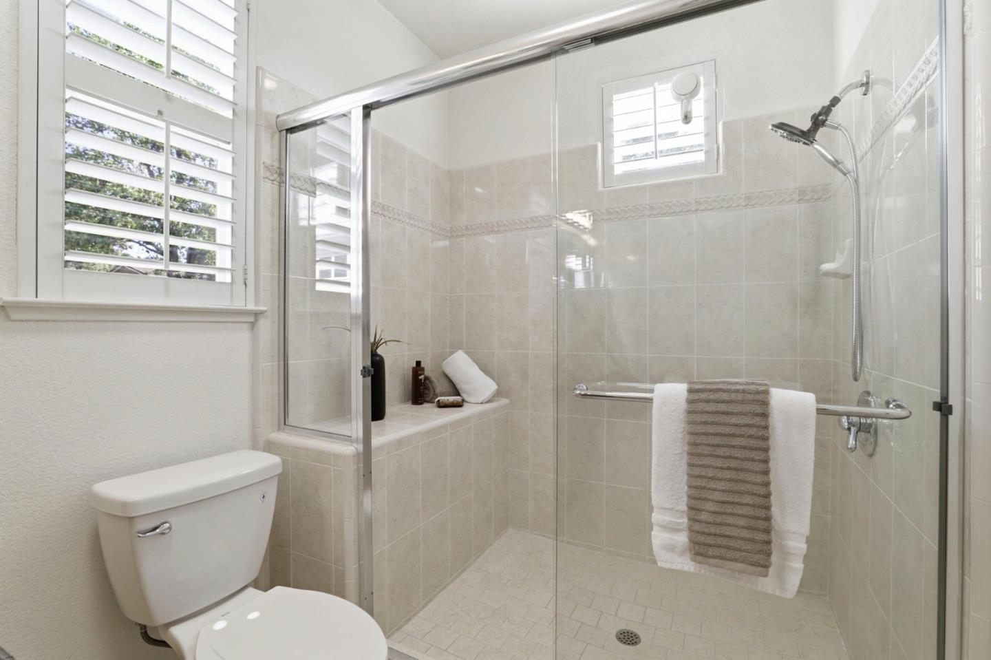 Photo #32: ML82044298 Listing: Photo #32