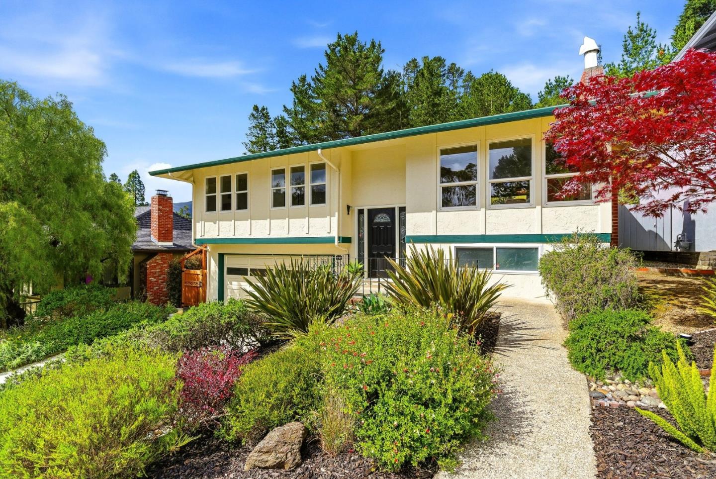 Front Image Thumbnail for ML82044314