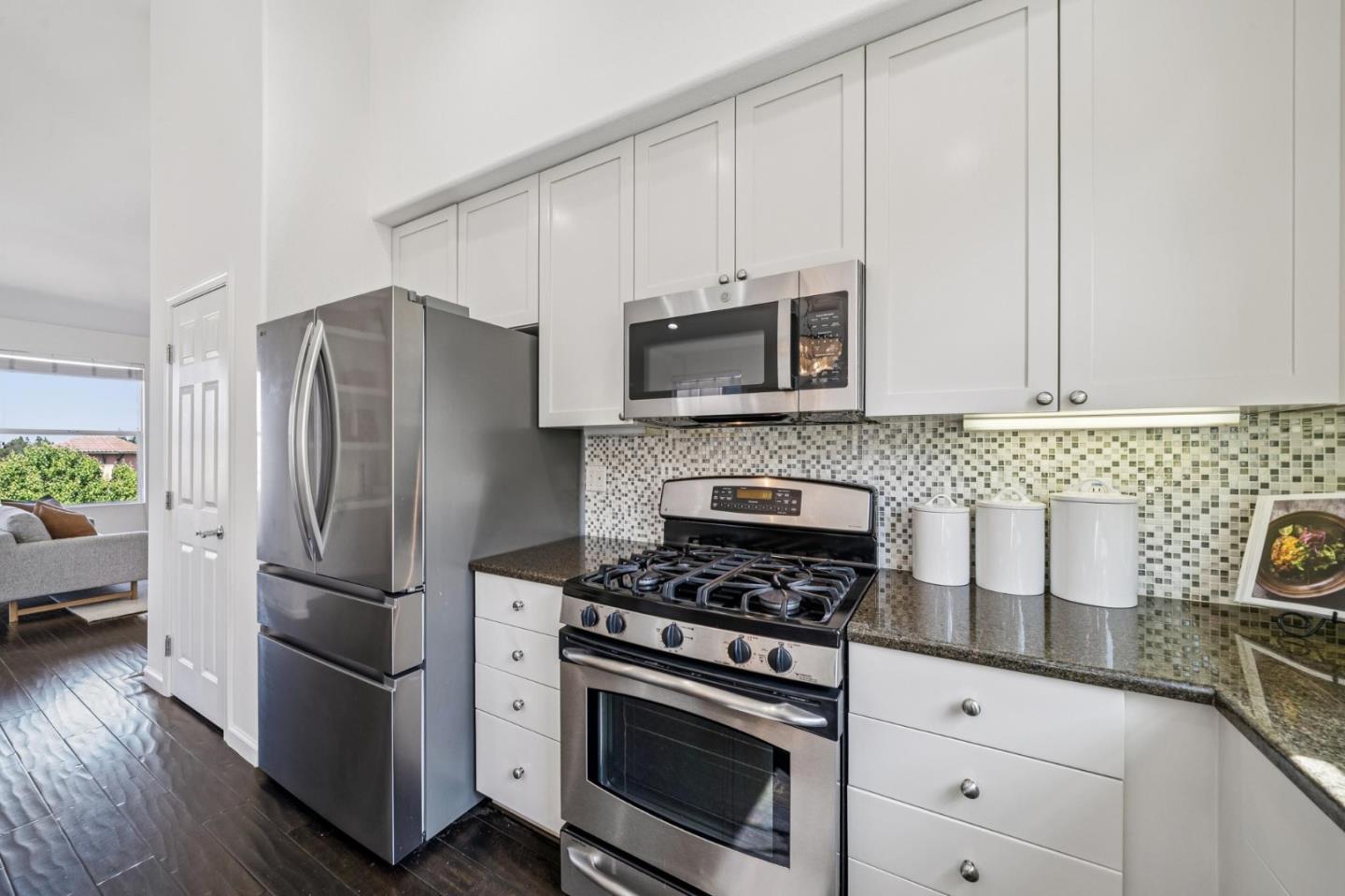 Photo #10: ML82044317 Listing: Photo #10