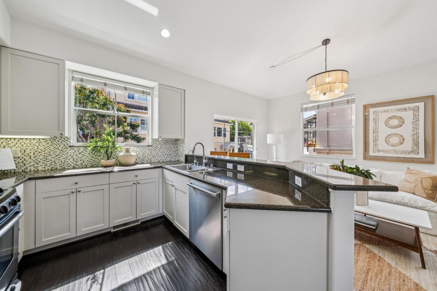 Photo #12: ML82044317 Listing: Photo #12