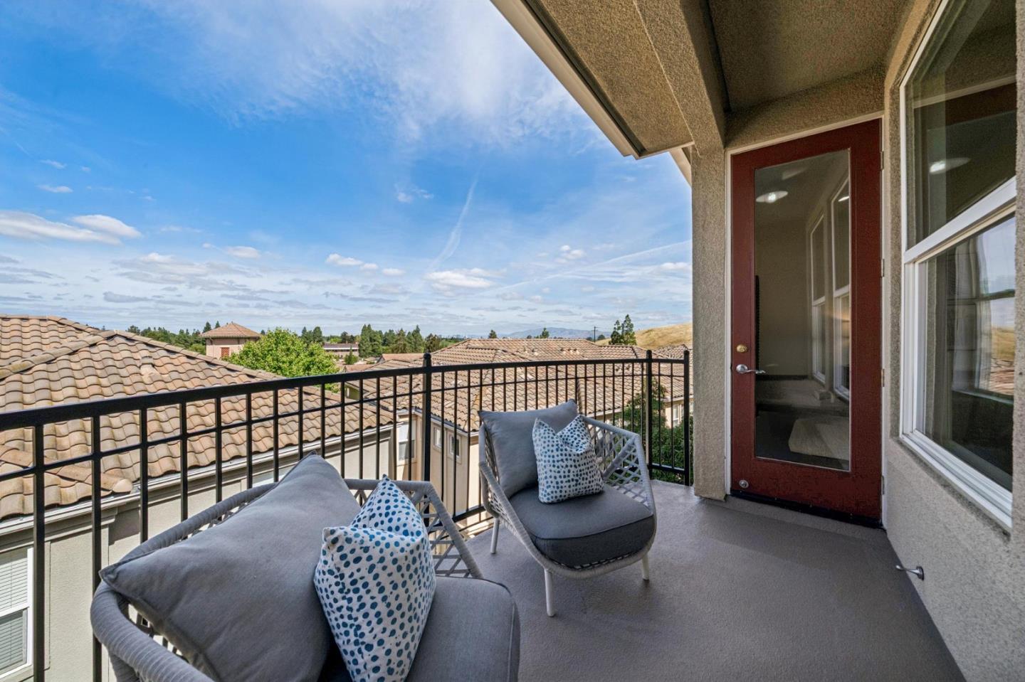 Photo #5: ML82044317 Listing: Photo #5