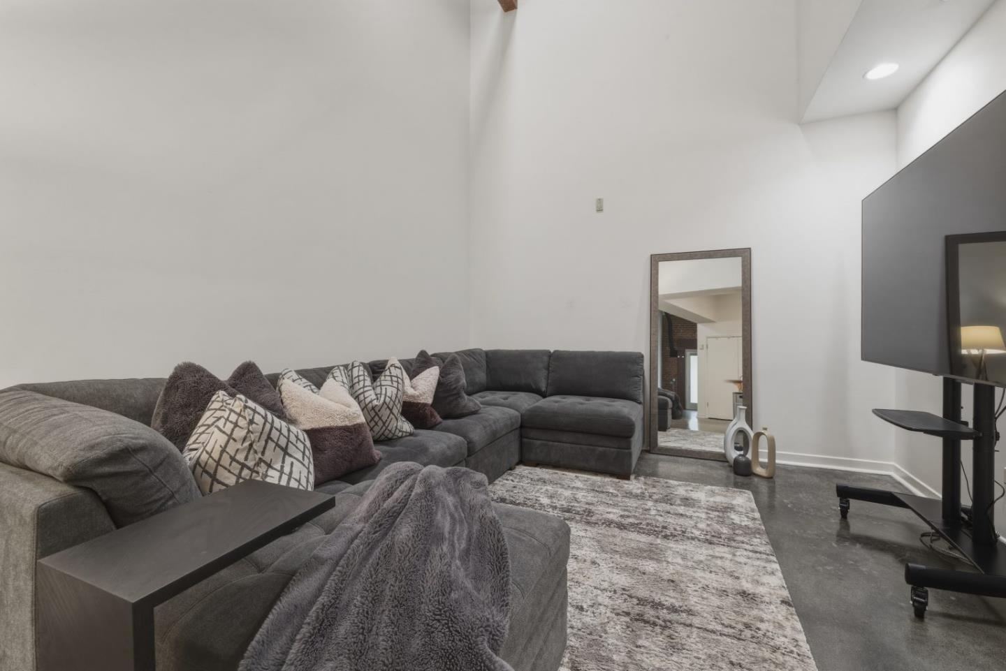 Photo #18: ML82044332 Listing: Photo #18