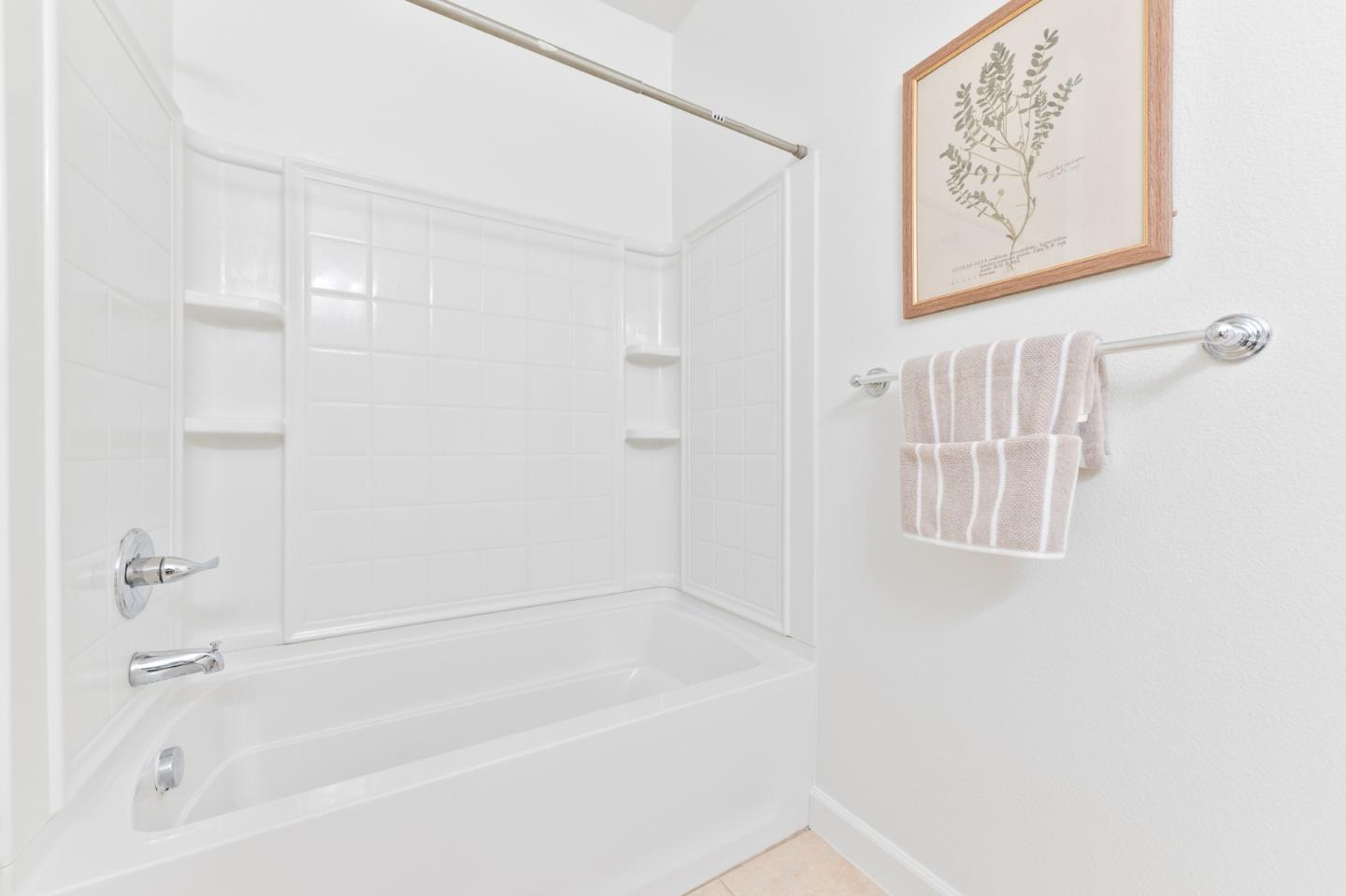 Photo #19: ML82044335 Listing: Photo #19