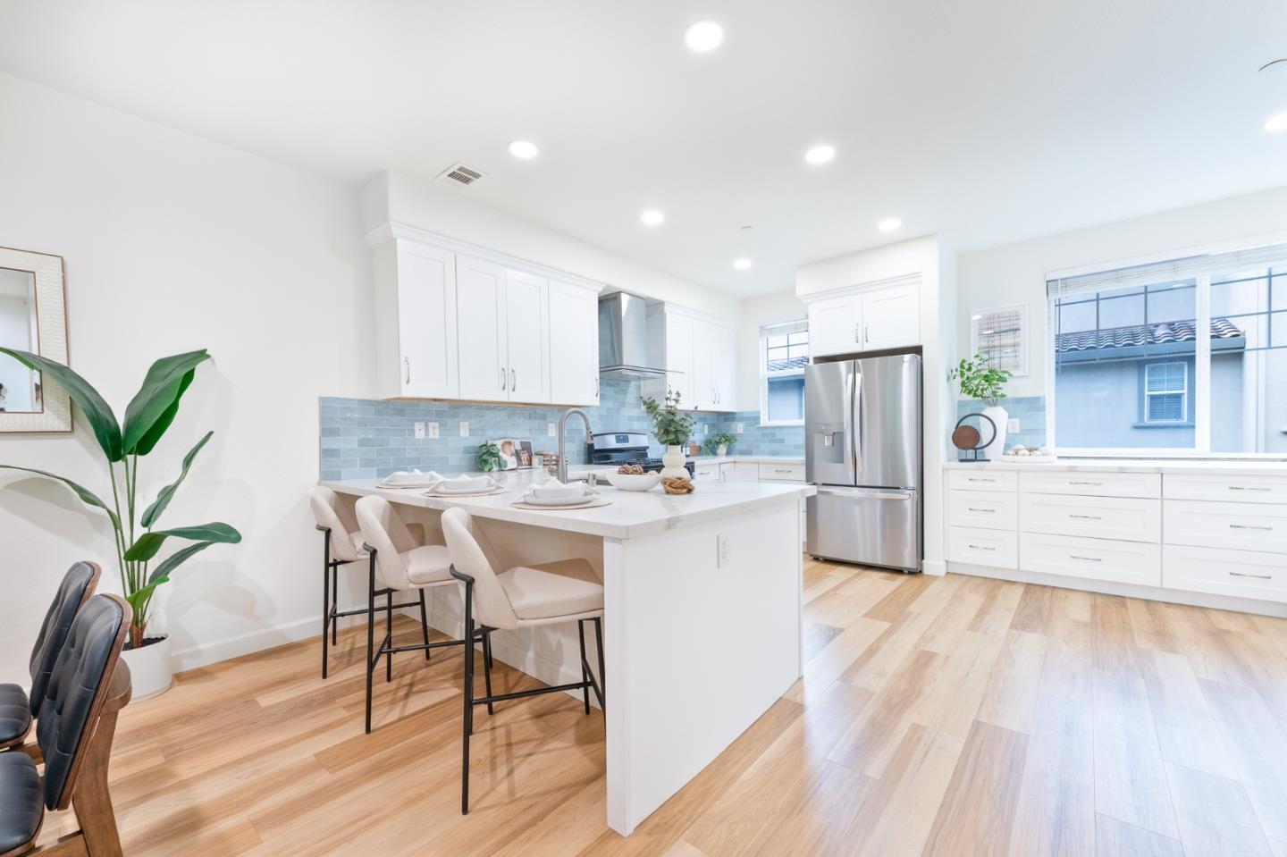 Photo #2: ML82044335 Listing: Photo #2