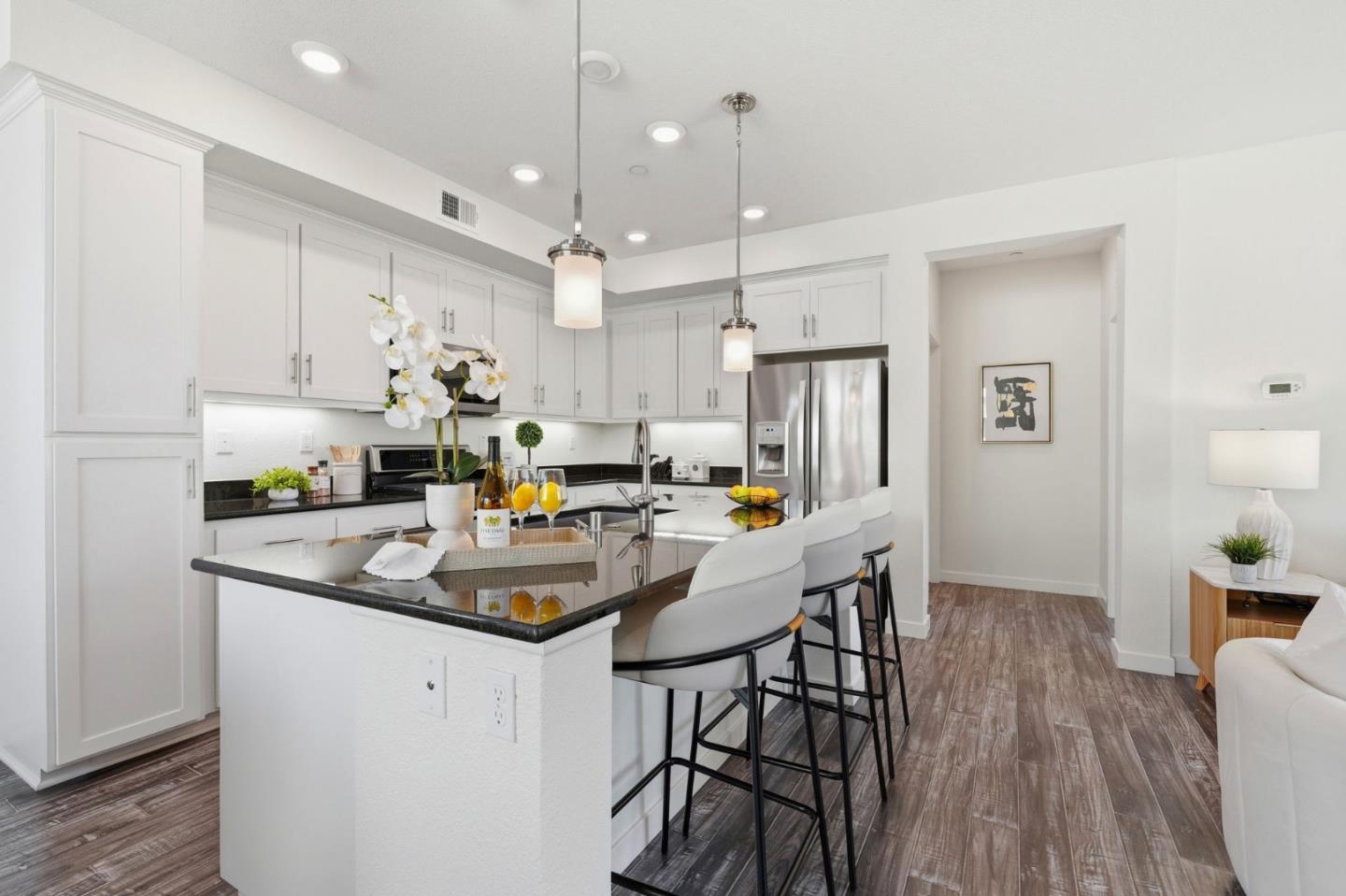 Photo #6: ML82044336 Listing: Photo #6