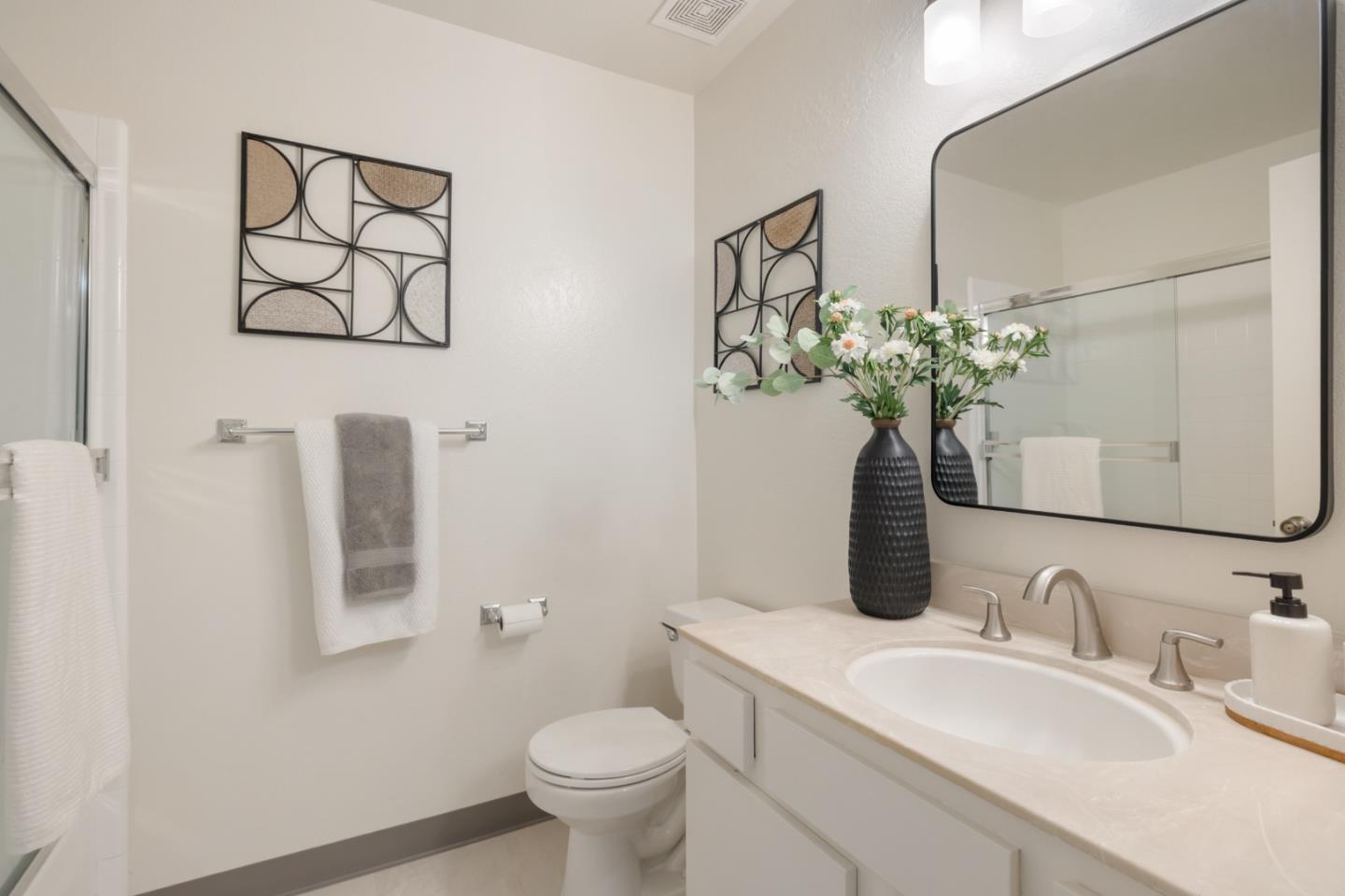 Photo #12: ML82044339 Listing: Photo #12
