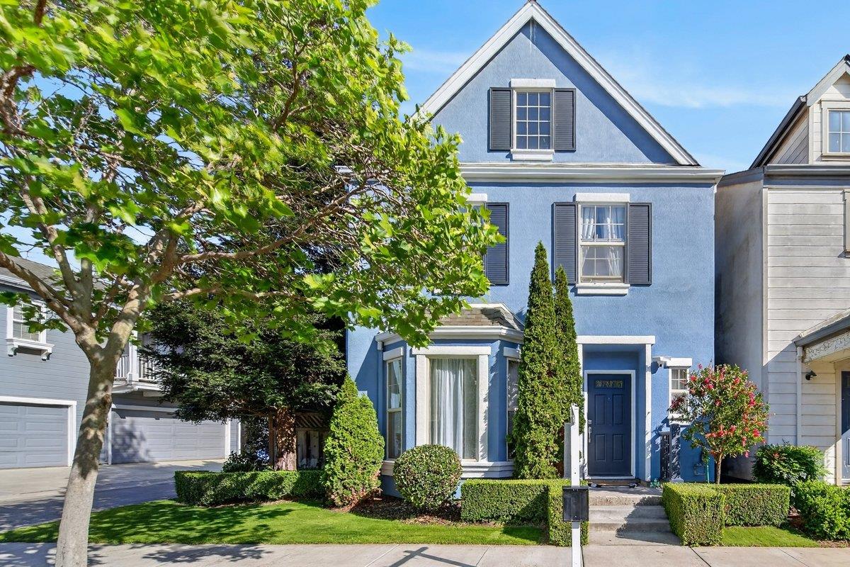 Front Image Thumbnail for ML82044366