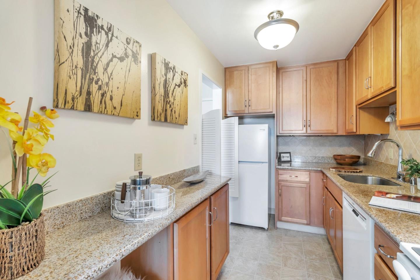 Photo #12: ML82044367 Listing: Photo #12