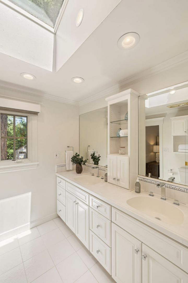 300 Uplands Drive, Hillsborough, CA, 94010