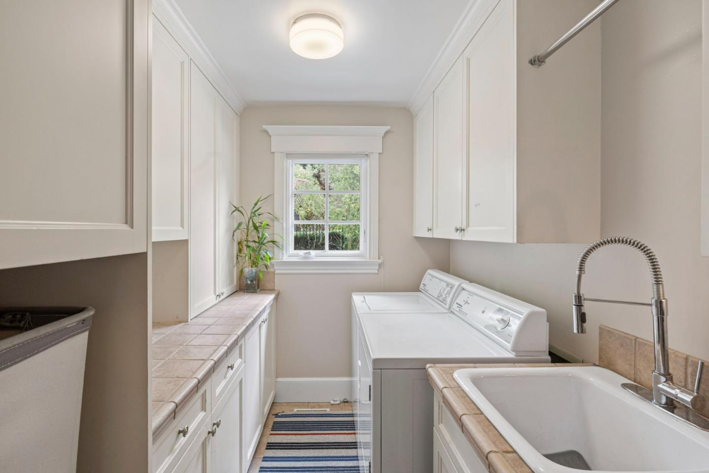 300 Uplands Drive, Hillsborough, CA, 94010