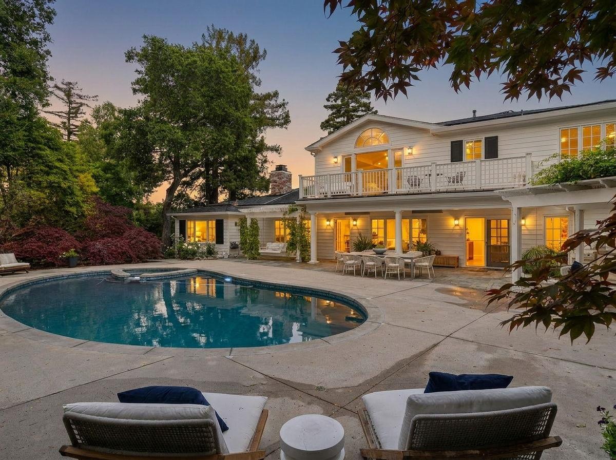 300 Uplands Drive, Hillsborough, CA, 94010