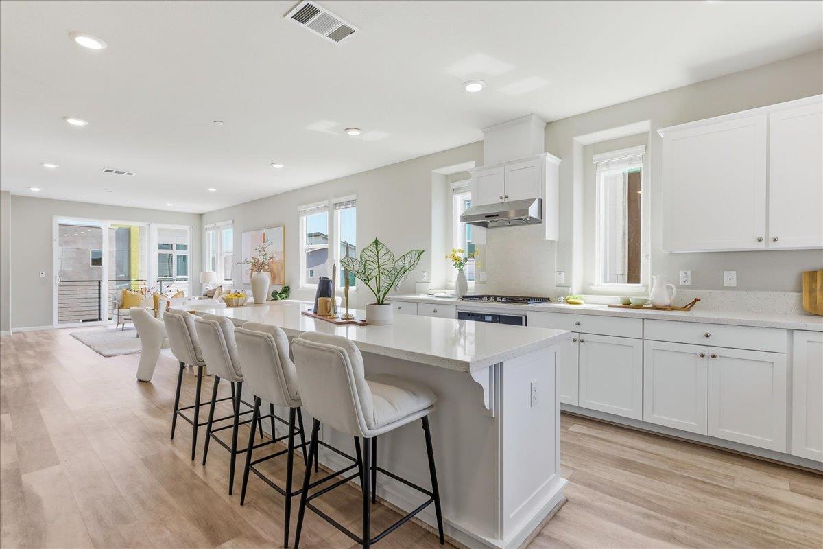 Photo #12: ML82044377 Listing: Photo #12