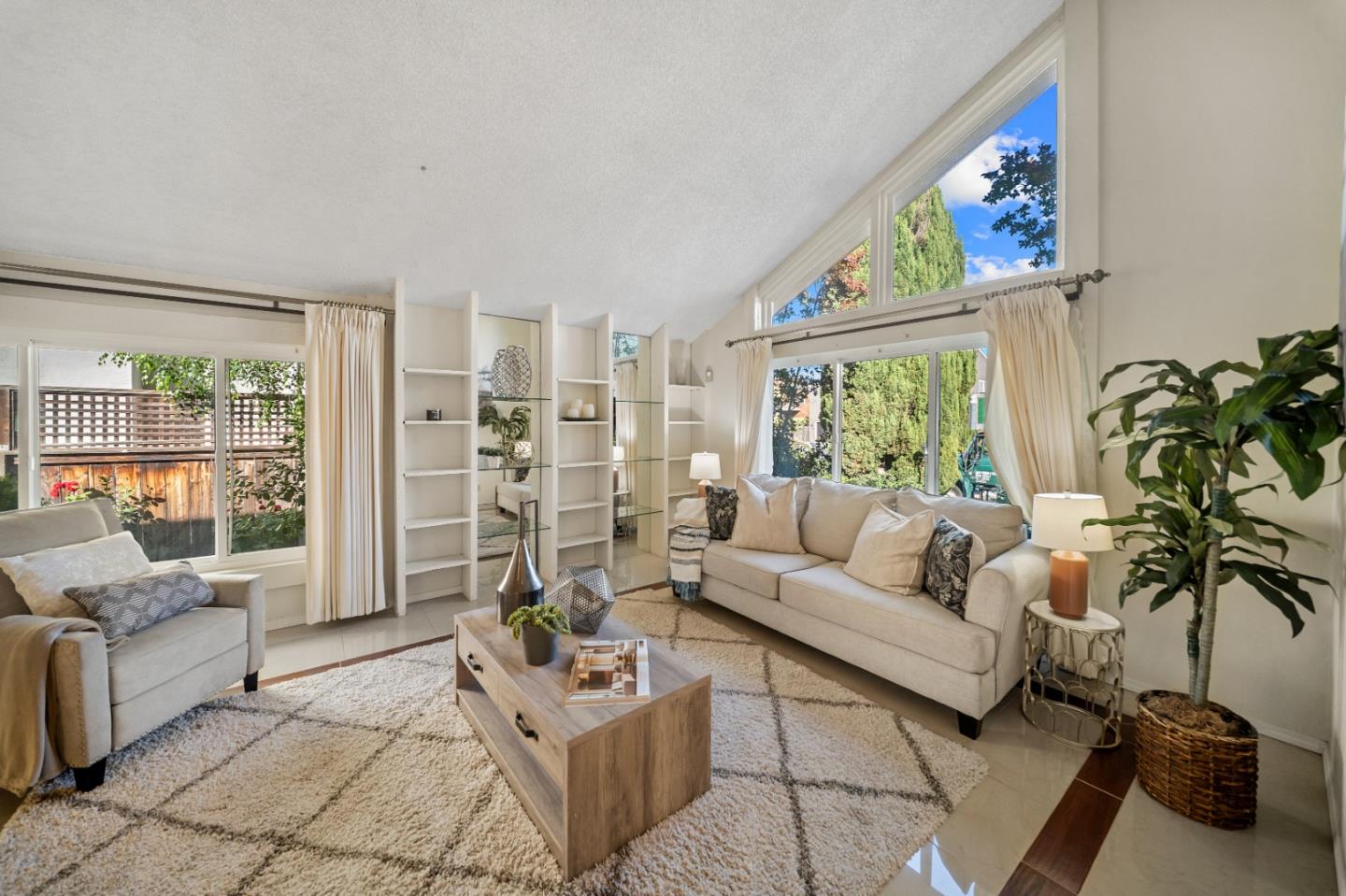 60 Beach Park Boulevard, Foster City, CA, 94404
