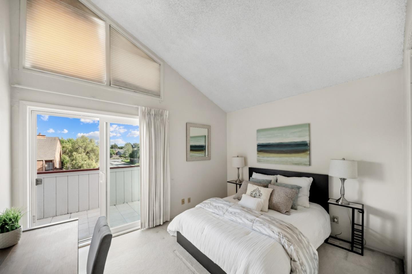 60 Beach Park Boulevard, Foster City, CA, 94404