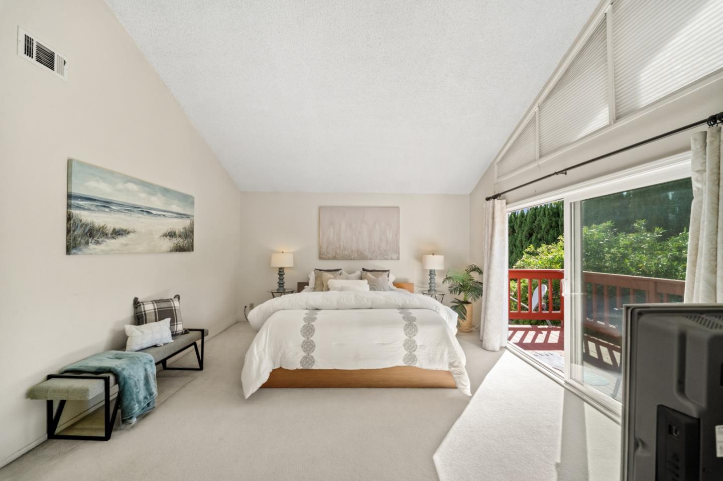 60 Beach Park Boulevard, Foster City, CA, 94404