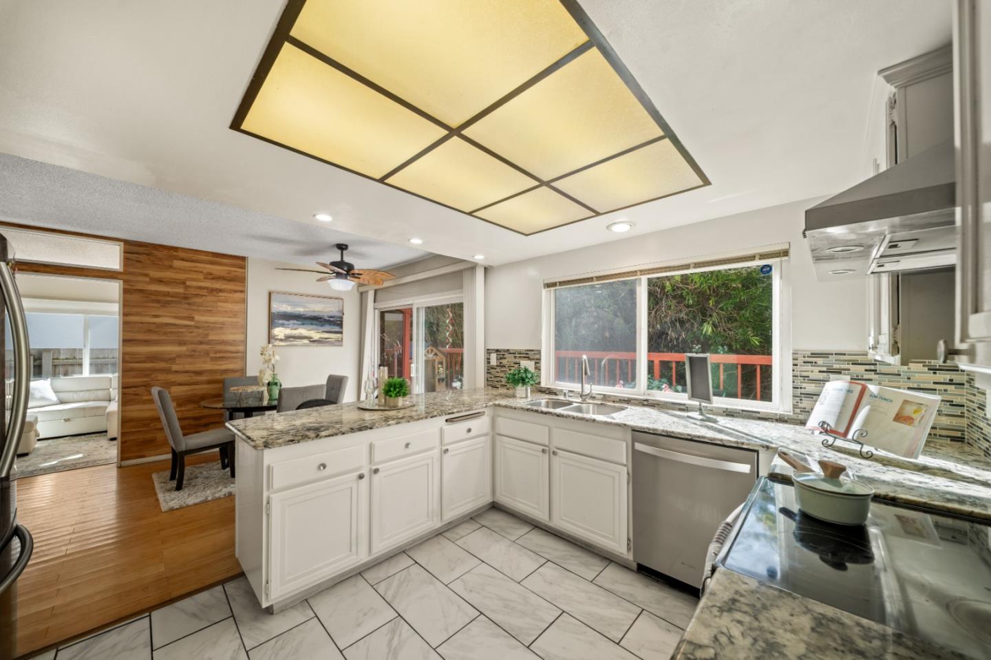60 Beach Park Boulevard, Foster City, CA, 94404