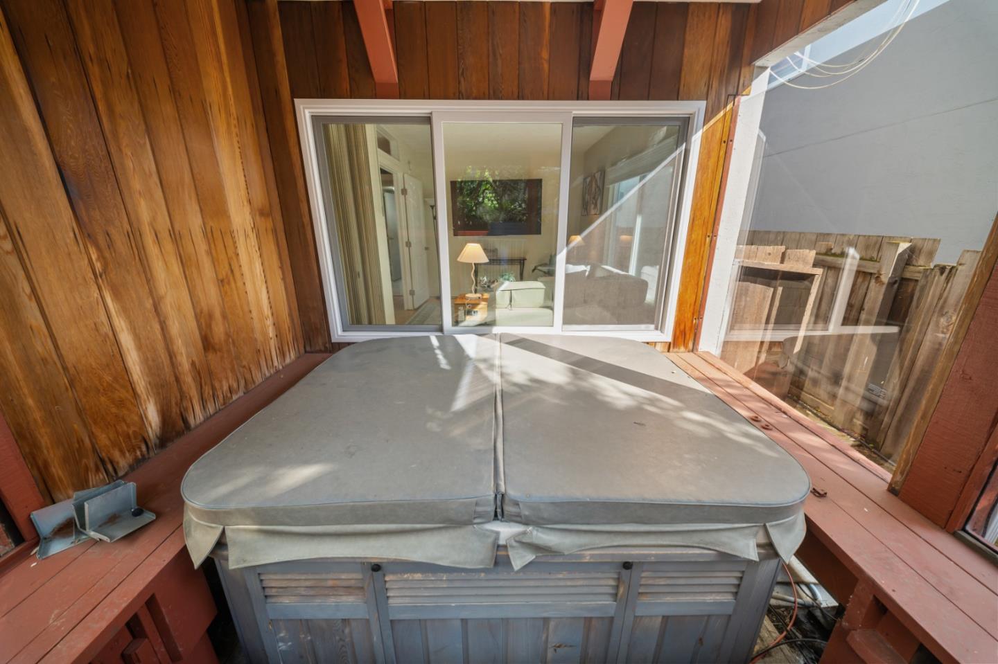 60 Beach Park Boulevard, Foster City, CA, 94404