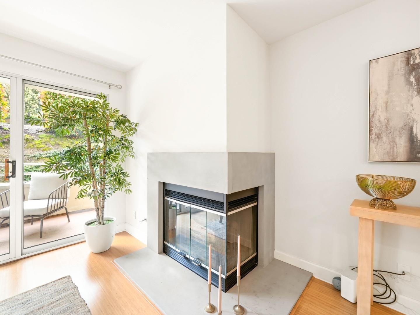 Photo #4: ML82044396 Listing: Photo #4