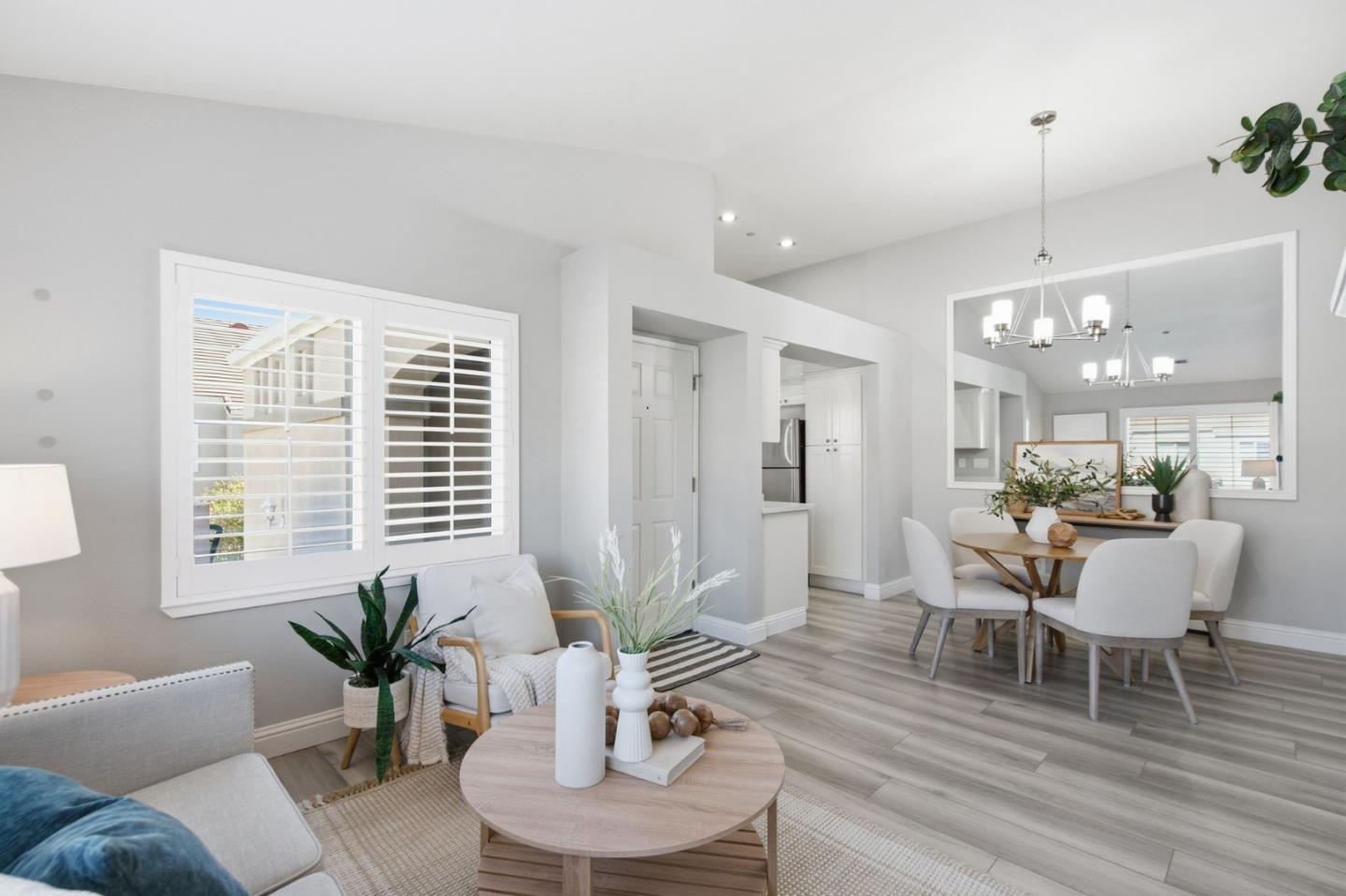 Photo #2: ML82044402 Listing: Photo #2