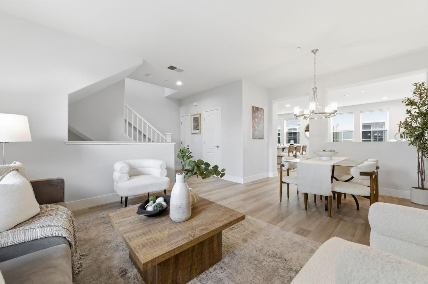 Photo #16: ML82044411 Listing: Photo #16