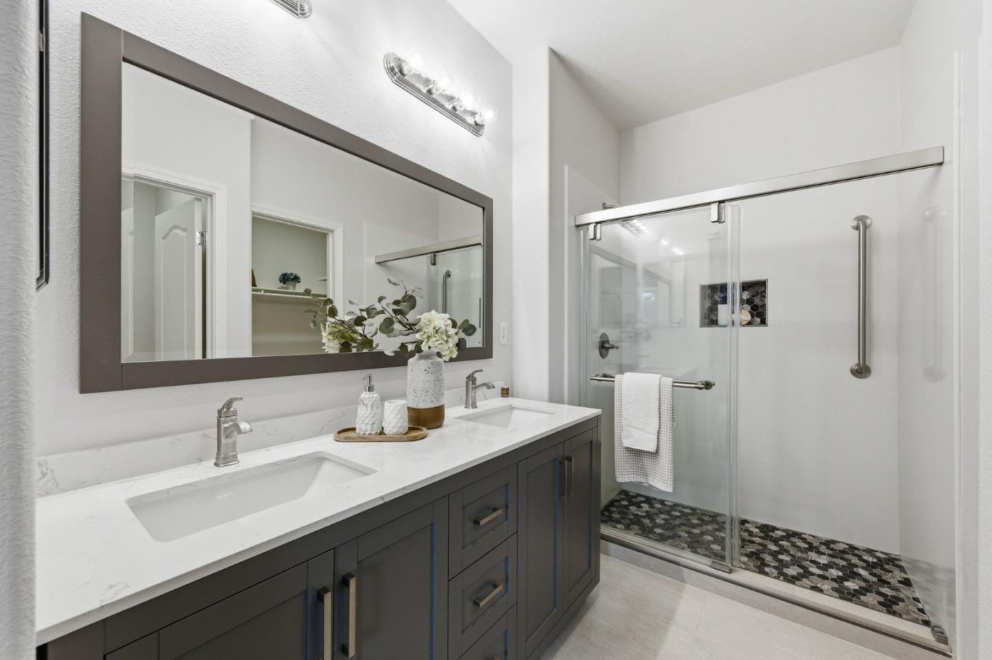 Photo #24: ML82044411 Listing: Photo #24