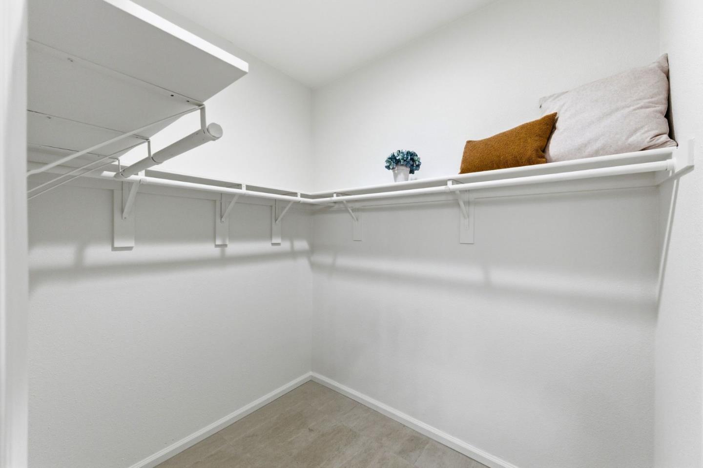 Photo #27: ML82044411 Listing: Photo #27