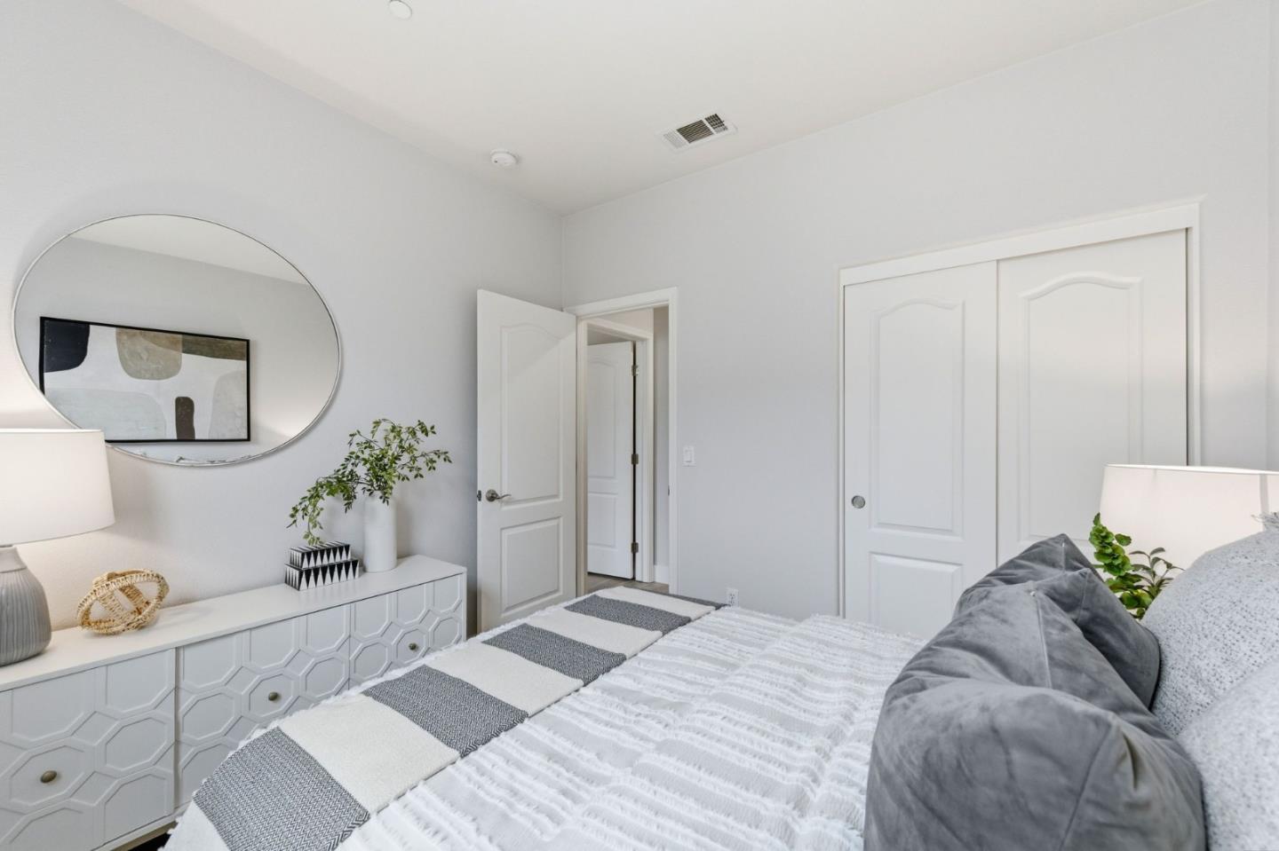 Photo #32: ML82044411 Listing: Photo #32