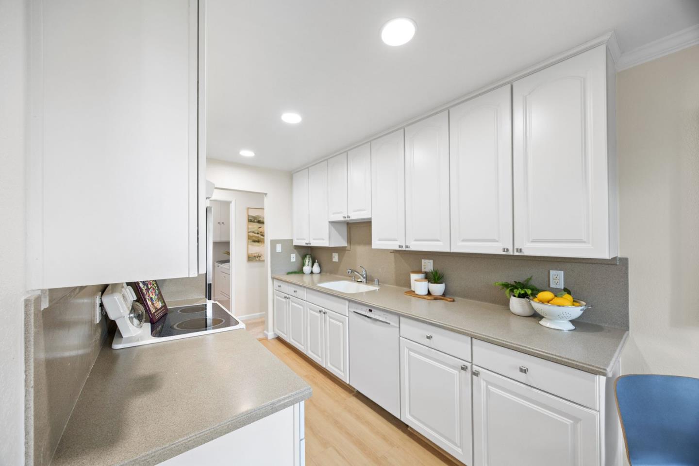 Photo #10: ML82044412 Listing: Photo #10