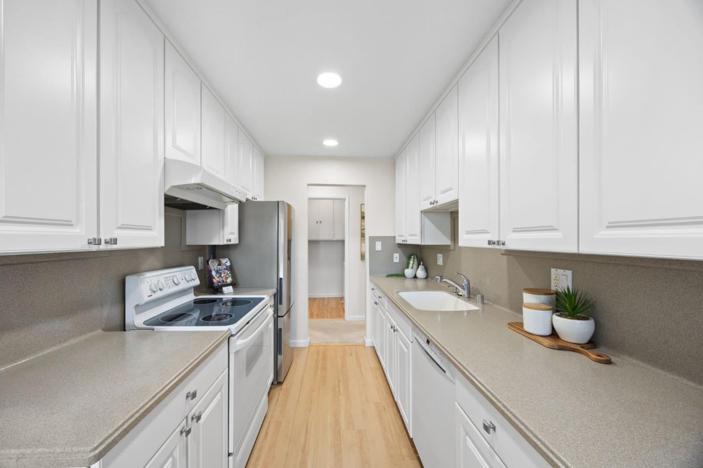 Photo #9: ML82044412 Listing: Photo #9