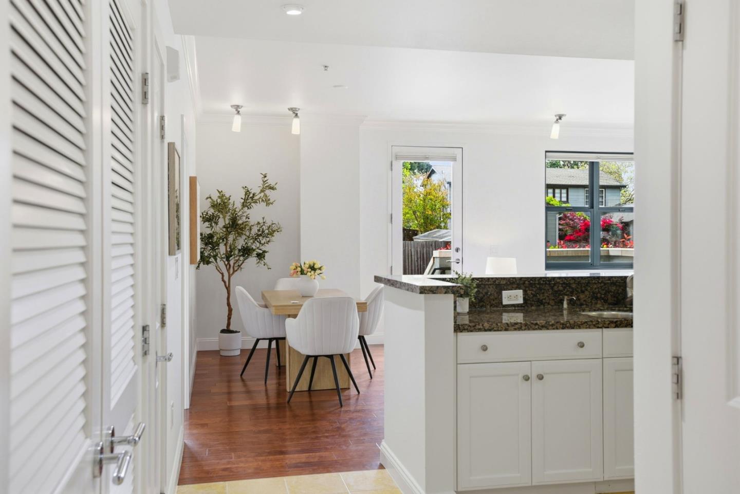 Photo #11: ML82044422 Listing: Photo #11