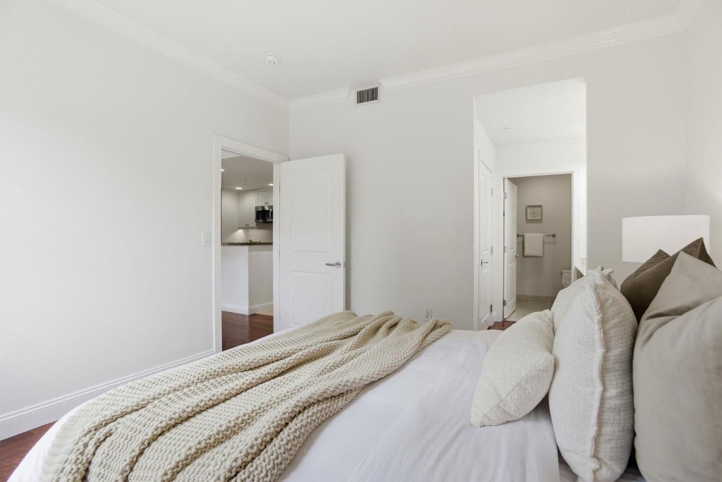 Photo #12: ML82044422 Listing: Photo #12