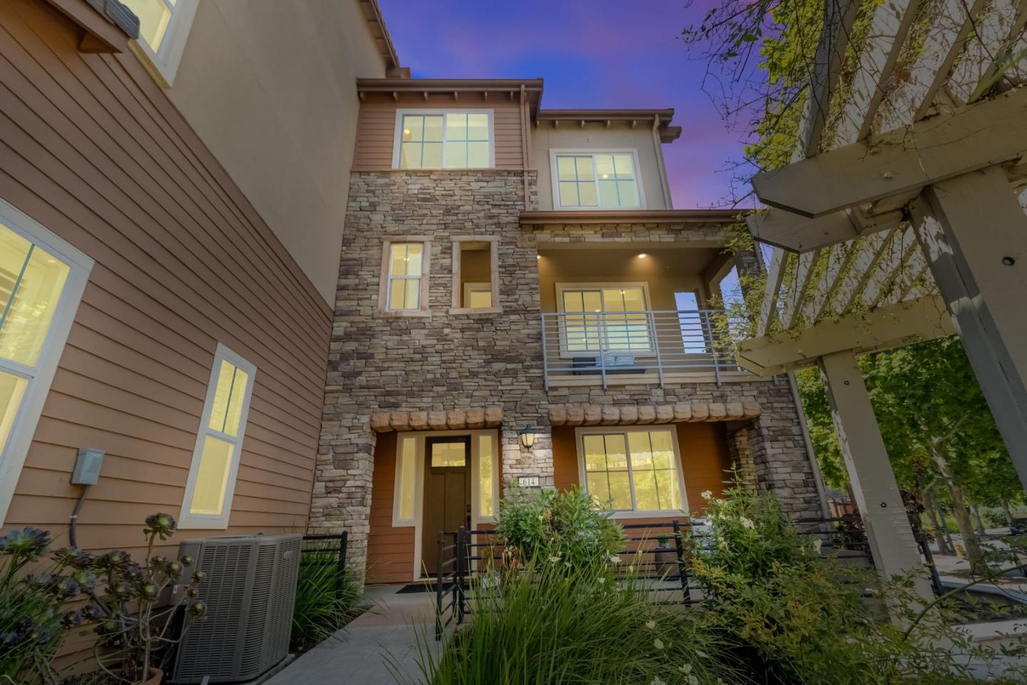 Photo #17: ML82044431 Listing: Photo #17