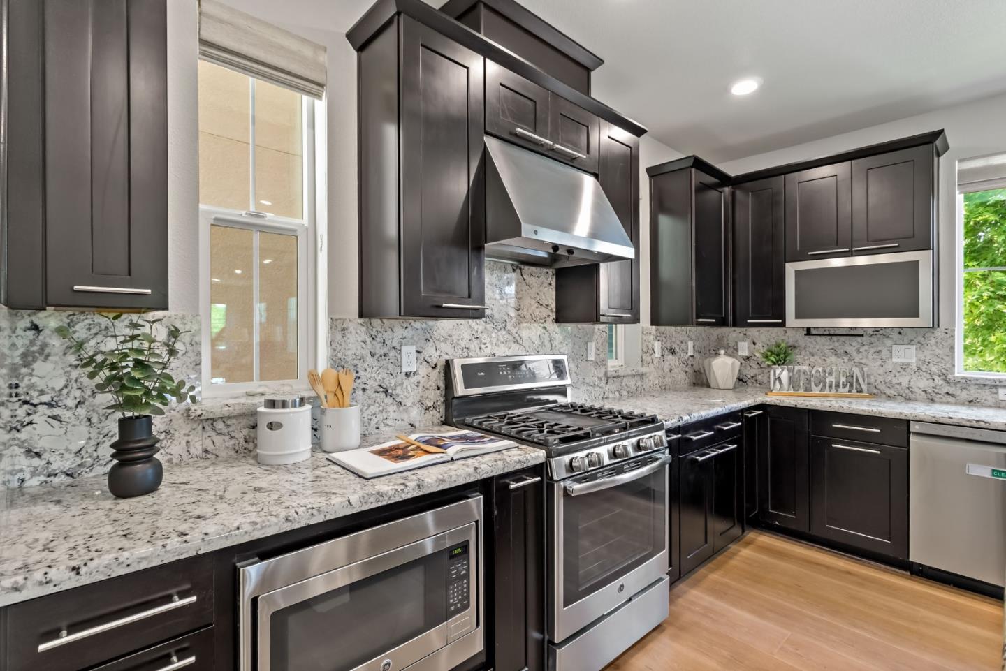 Photo #21: ML82044431 Listing: Photo #21