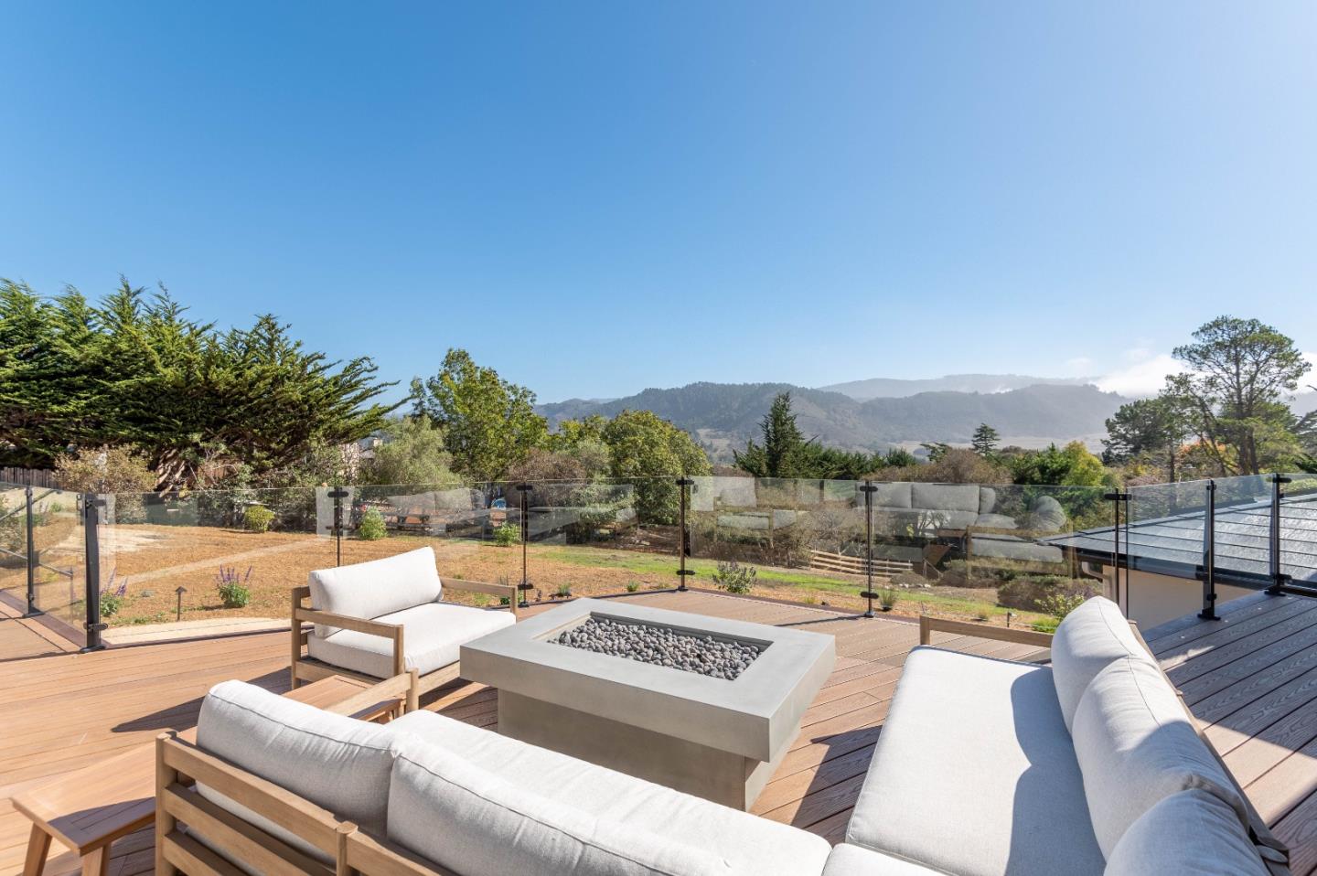 Front Image Thumbnail for ML82044444