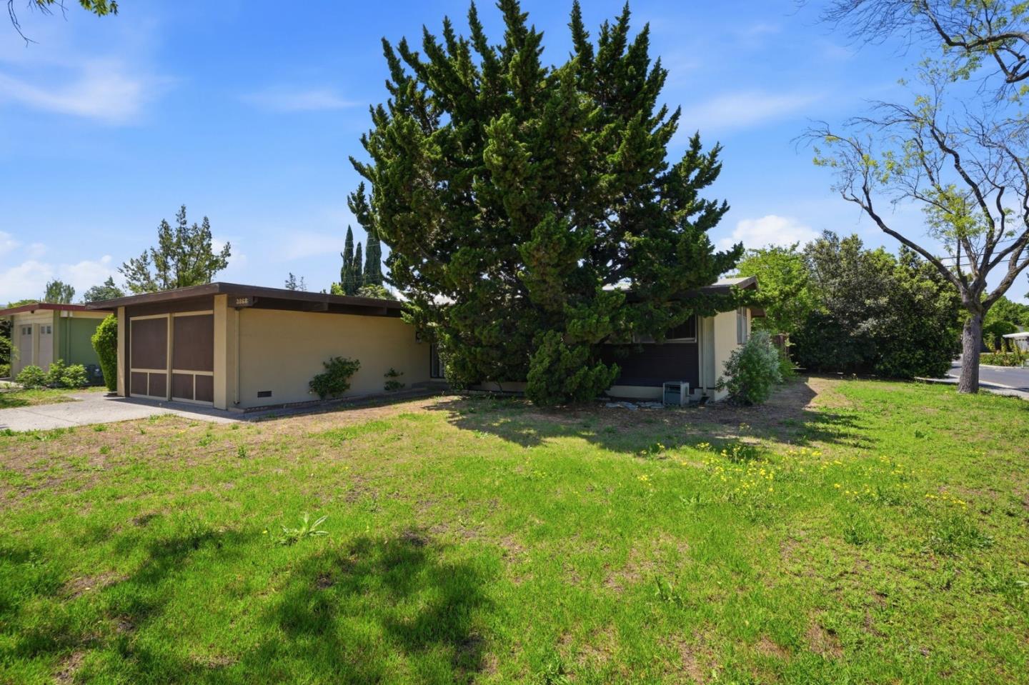 Front Image Thumbnail for ML82044450