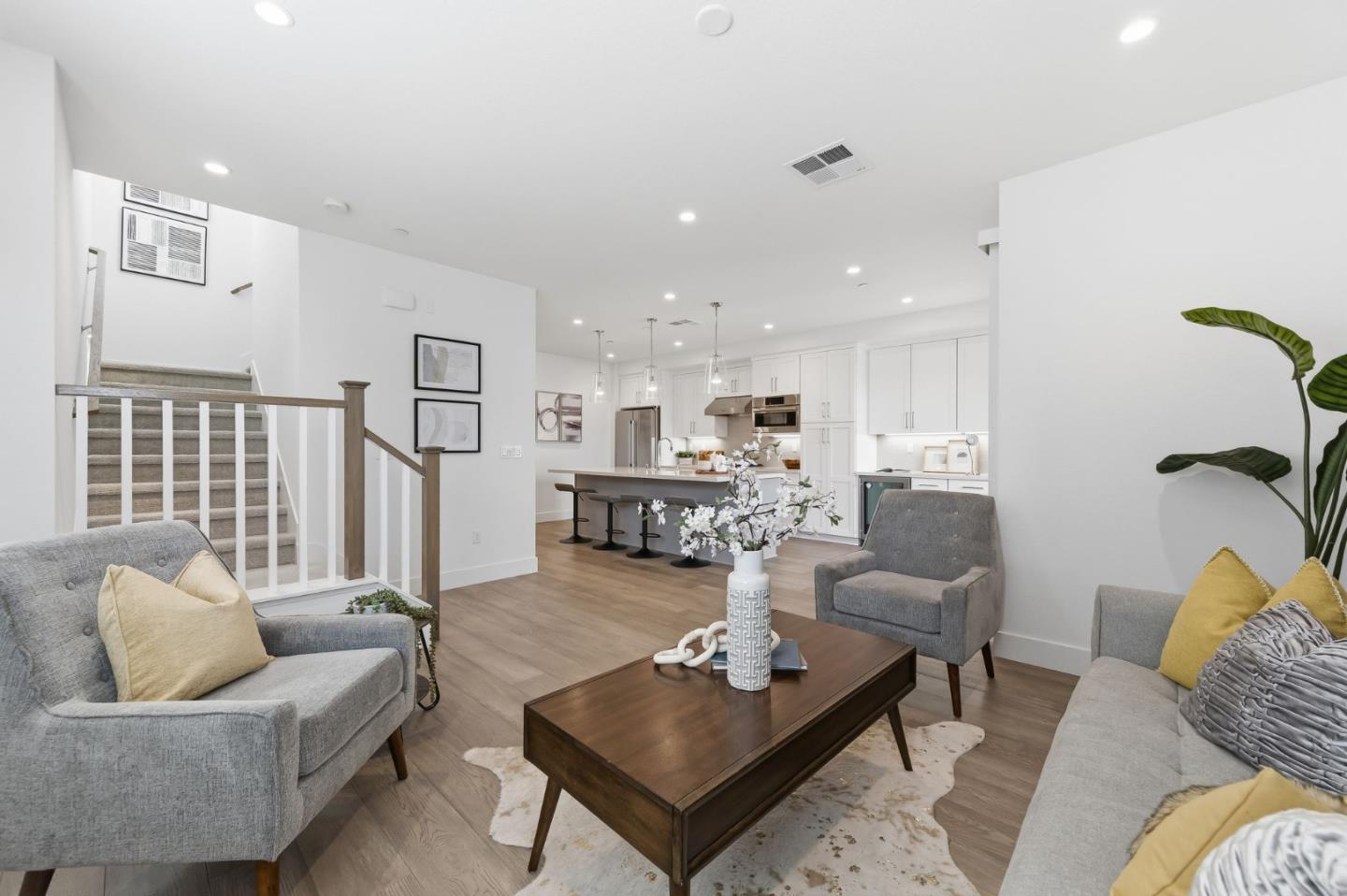 Photo #17: ML82044458 Listing: Photo #17