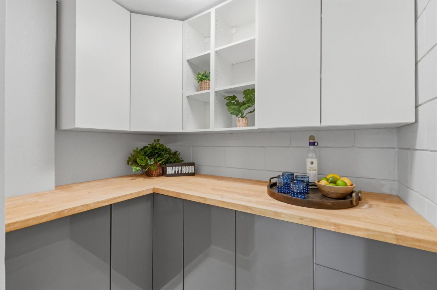 Photo #23: ML82044460 Listing: Photo #23