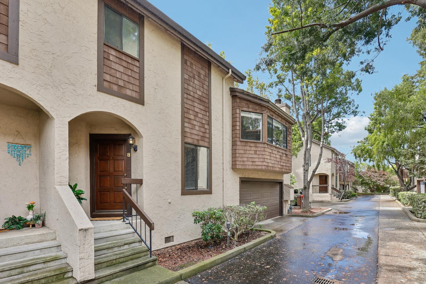 Front Image Thumbnail for ML82044466