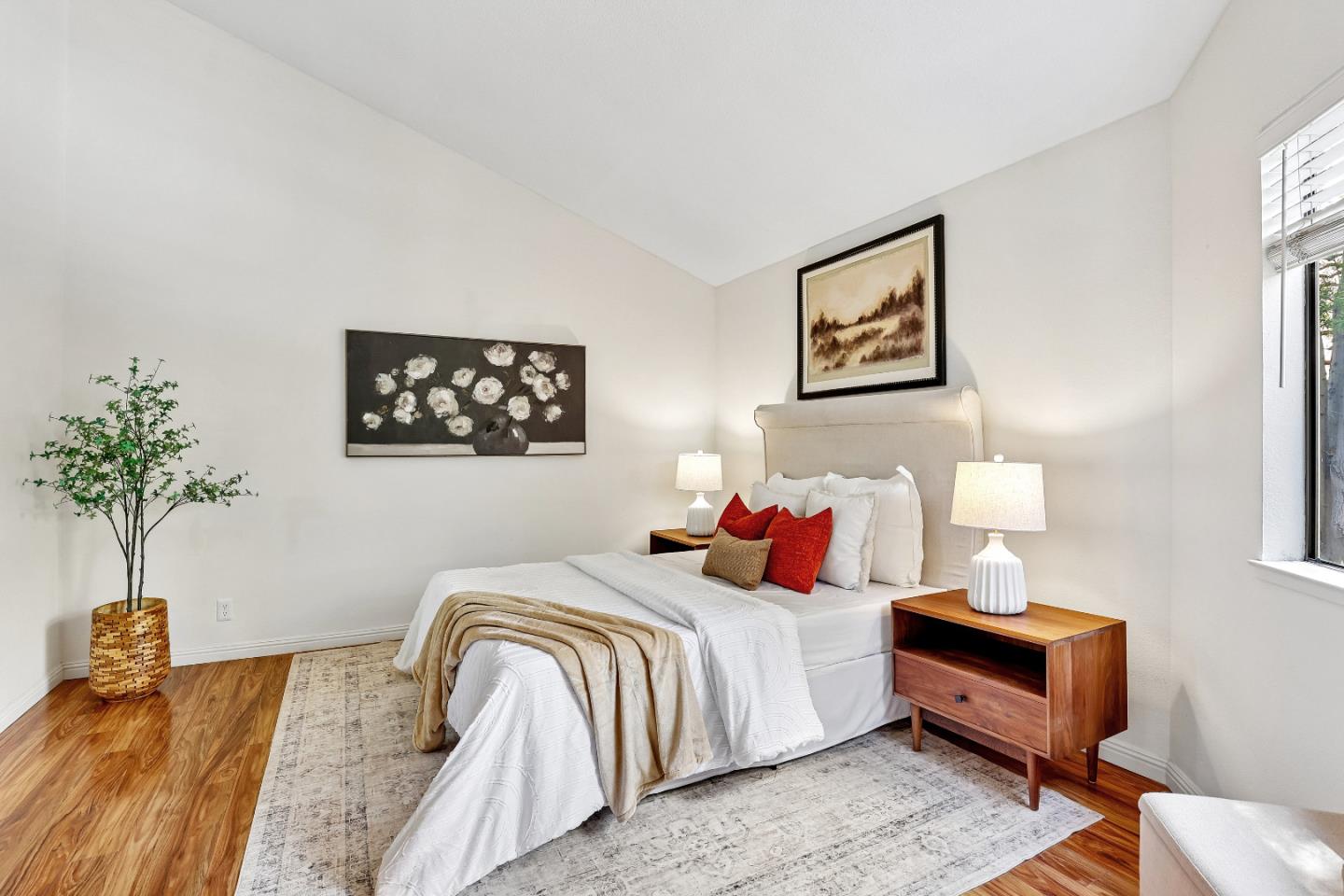 Photo #17: ML82044466 Listing: Photo #17