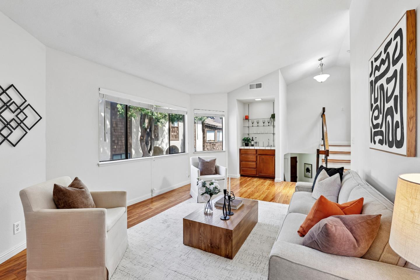 Photo #5: ML82044466 Listing: Photo #5