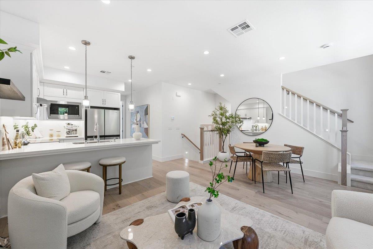 Photo #3: ML82044488 Listing: Photo #3