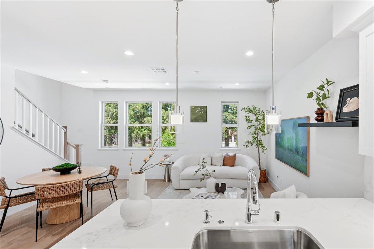 Photo #4: ML82044488 Listing: Photo #4