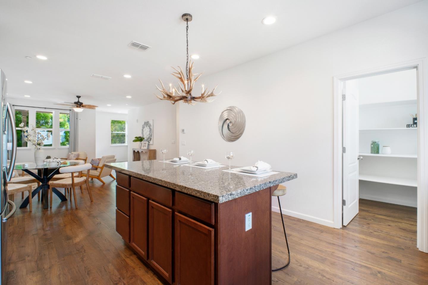 Photo #19: ML82044502 Listing: Photo #19