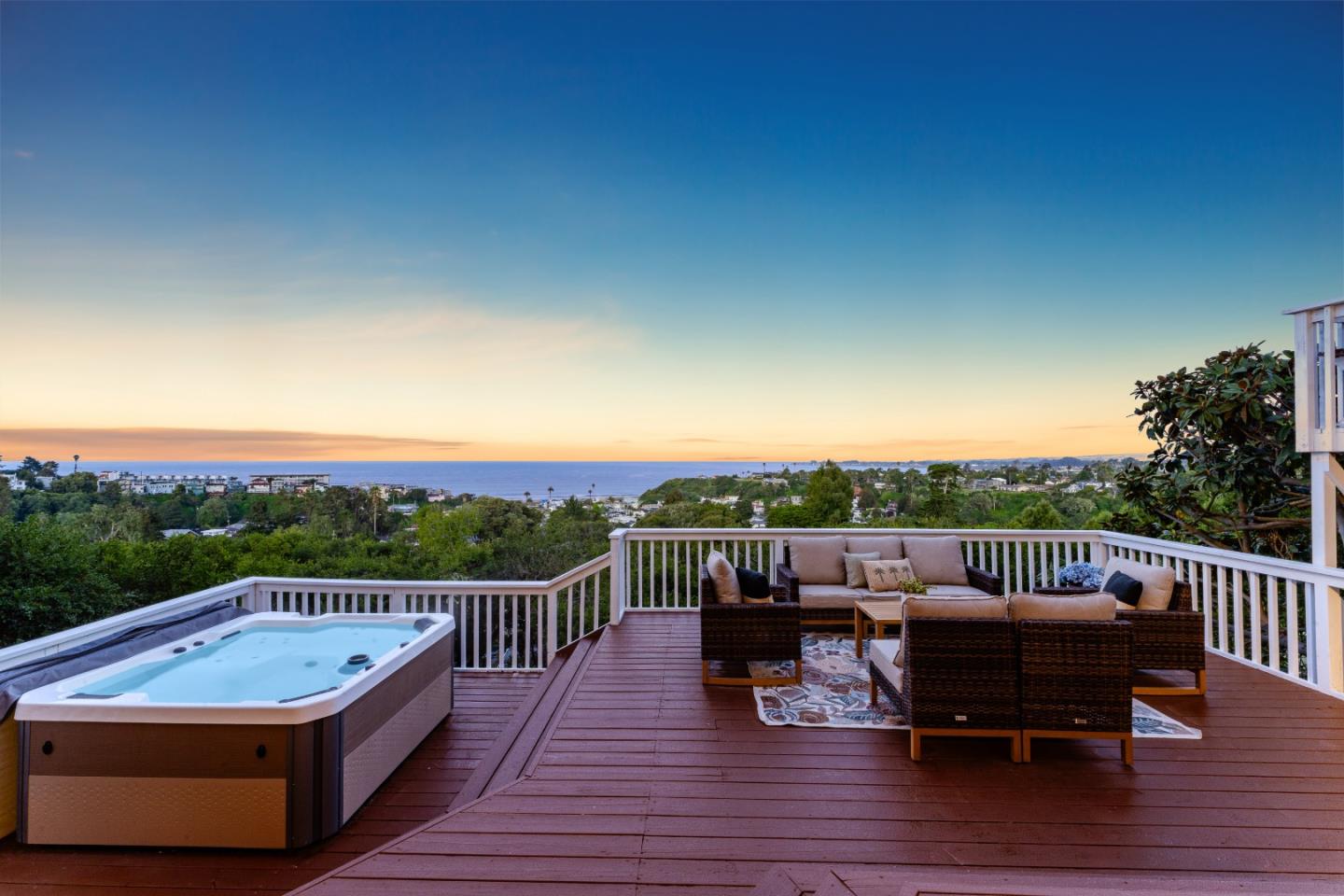 Front Image Thumbnail for ML82044506