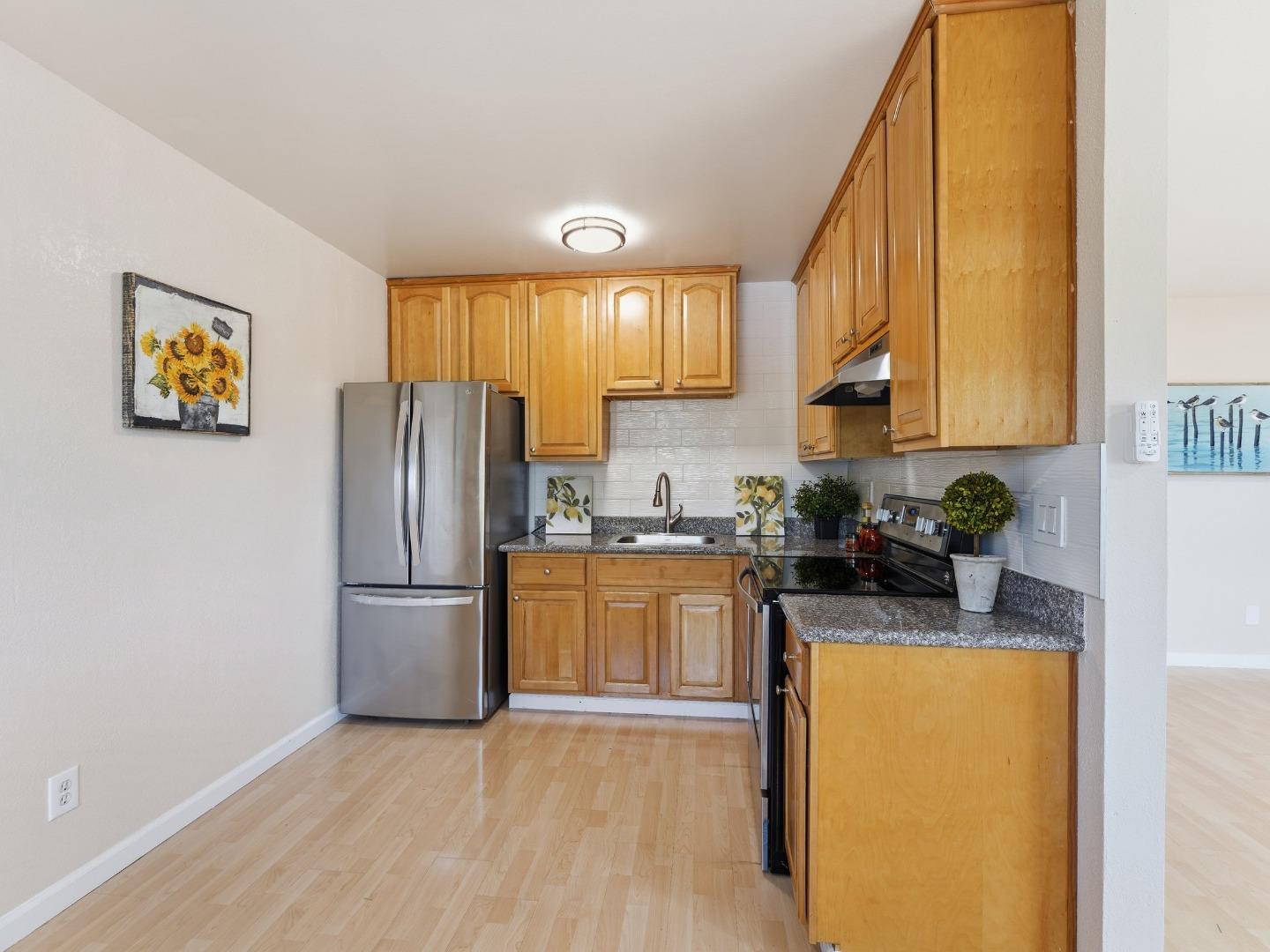 Photo #5: ML82044517 Listing: Photo #5