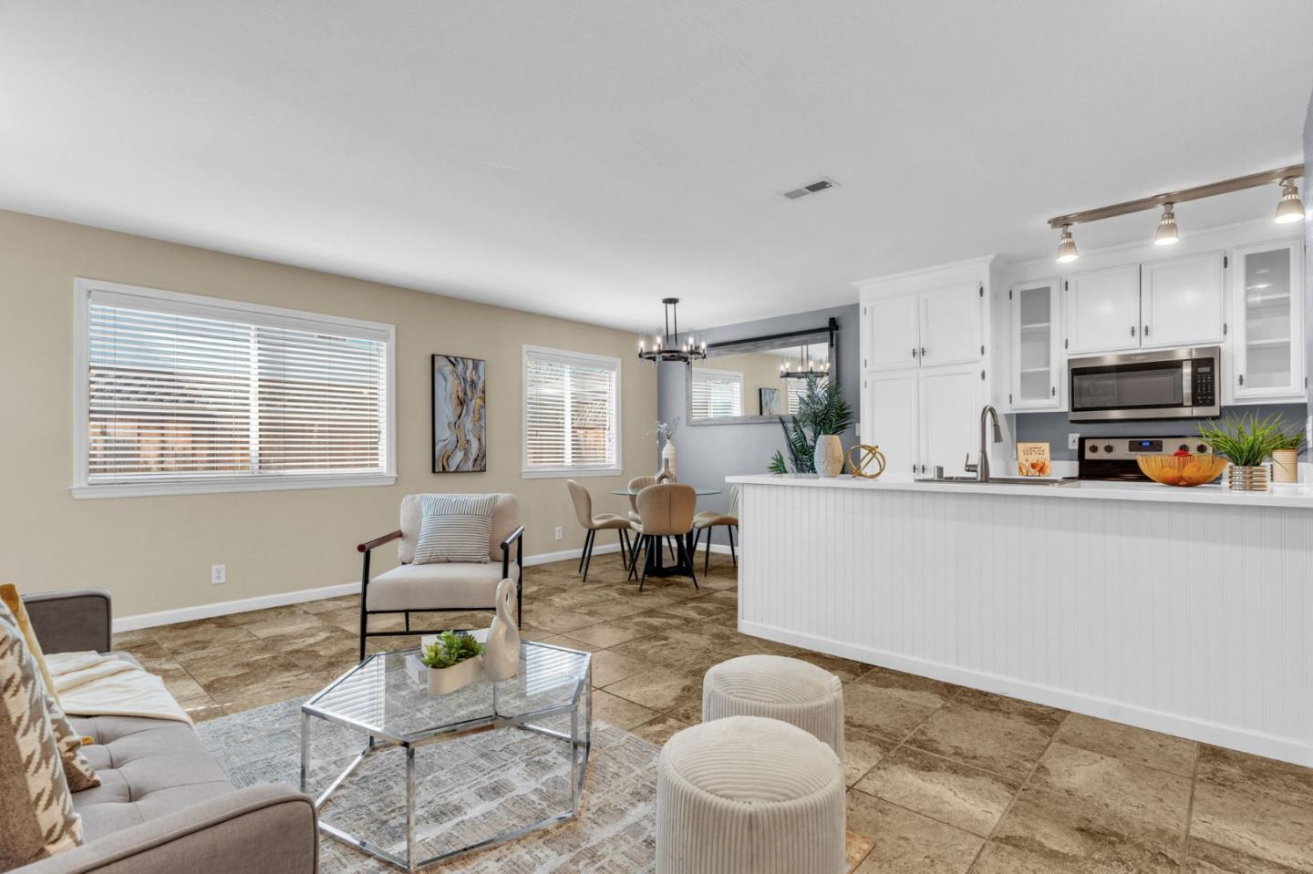 Photo #1: ML82044525 Listing: Photo #1