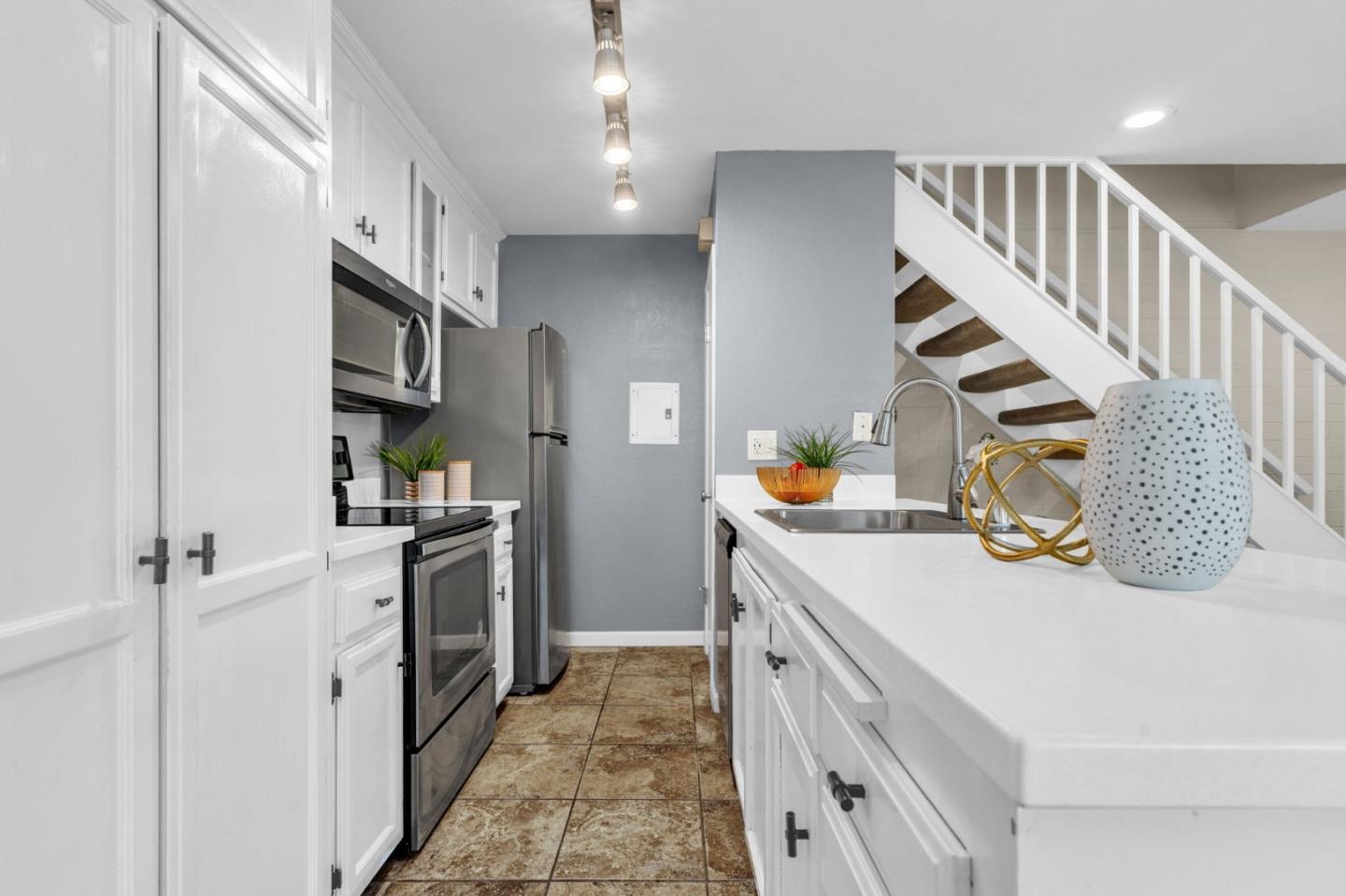 Photo #3: ML82044525 Listing: Photo #3