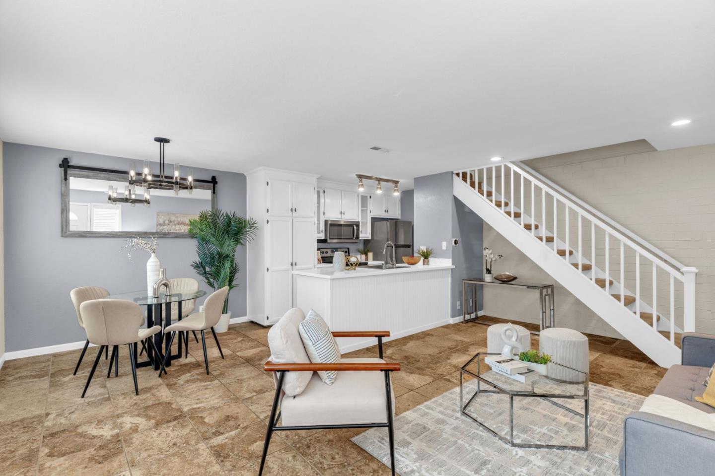 Photo #4: ML82044525 Listing: Photo #4